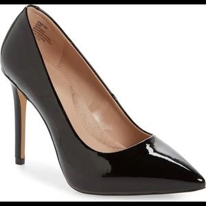 BCBGeneration Skie Pointy-Toe Pump Black Patent Size 9
